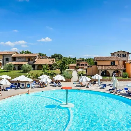 Resort Pian Dei Mucini Il Borgo 3*